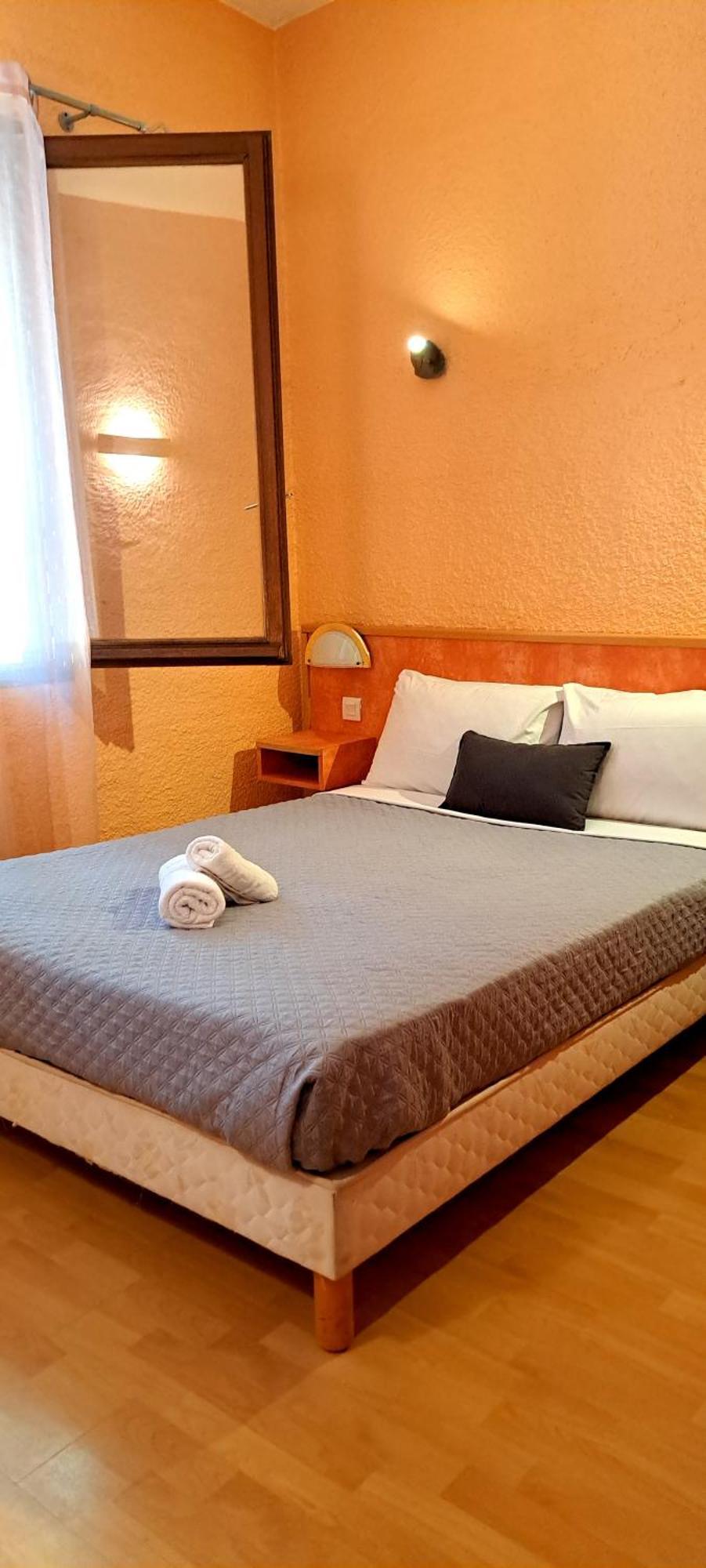 Hotel Restaurant Les Alizes Loriol Le Pouzin Zewnętrze zdjęcie
